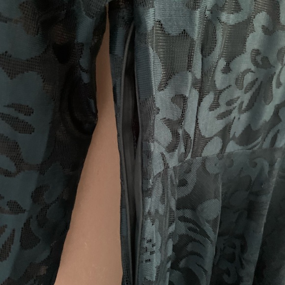 Chicwish Midi Dress - Picture 3 of 5